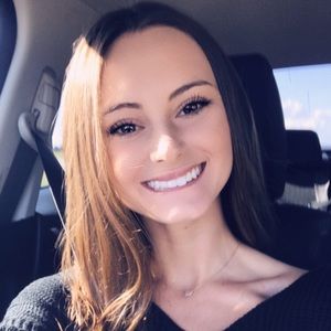 Meet your Posher, Kaitlyn